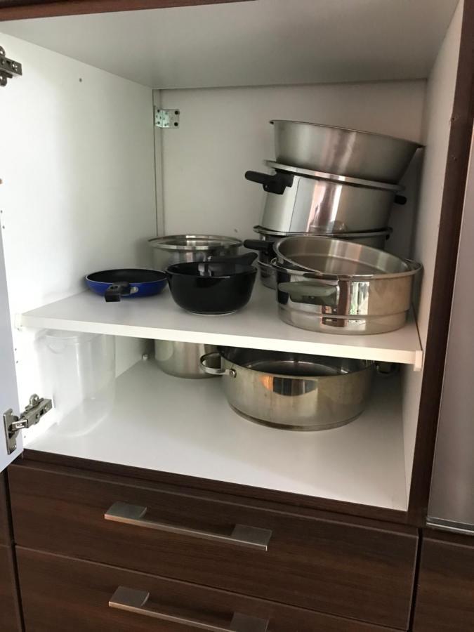Grosse & Voll Ausgestattete Apartments, Studios, Doppelzimmer, Workspace, Parkplatz, Netflix, Prime & Schnelles Wifi In Ruhiger Lage Mit Garten 루돌슈타트 외부 사진