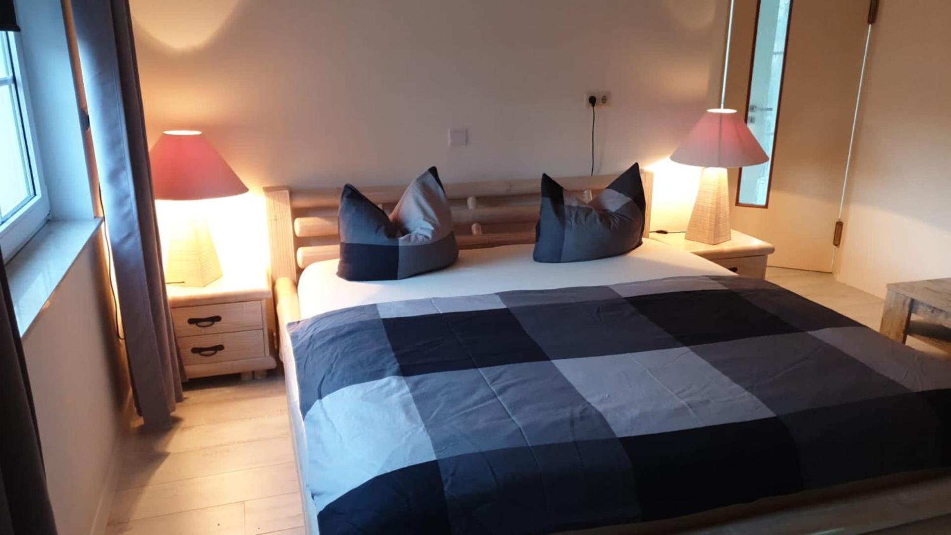 Grosse & Voll Ausgestattete Apartments, Studios, Doppelzimmer, Workspace, Parkplatz, Netflix, Prime & Schnelles Wifi In Ruhiger Lage Mit Garten 루돌슈타트 외부 사진