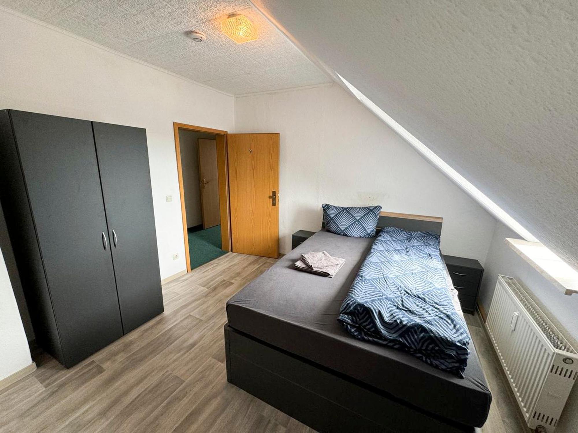 Grosse & Voll Ausgestattete Apartments, Studios, Doppelzimmer, Workspace, Parkplatz, Netflix, Prime & Schnelles Wifi In Ruhiger Lage Mit Garten 루돌슈타트 외부 사진