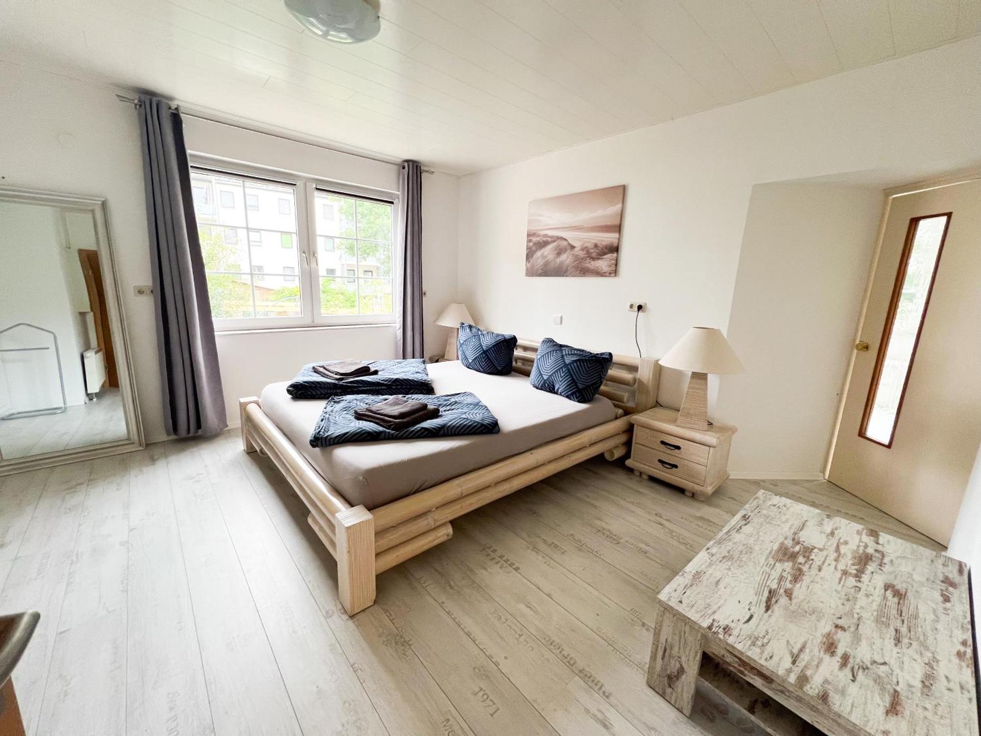 Grosse & Voll Ausgestattete Apartments, Studios, Doppelzimmer, Workspace, Parkplatz, Netflix, Prime & Schnelles Wifi In Ruhiger Lage Mit Garten 루돌슈타트 객실 사진