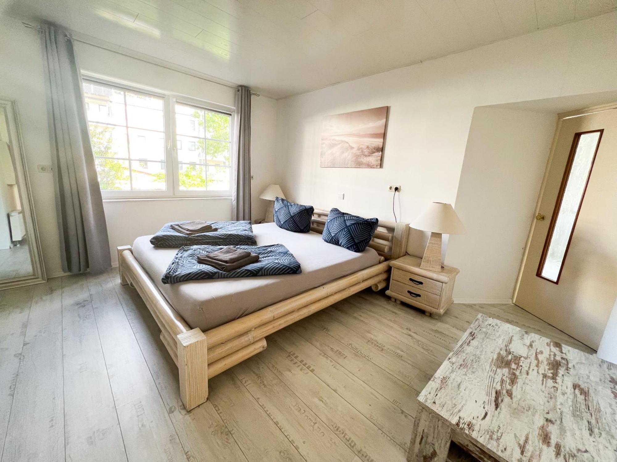 Grosse & Voll Ausgestattete Apartments, Studios, Doppelzimmer, Workspace, Parkplatz, Netflix, Prime & Schnelles Wifi In Ruhiger Lage Mit Garten 루돌슈타트 객실 사진